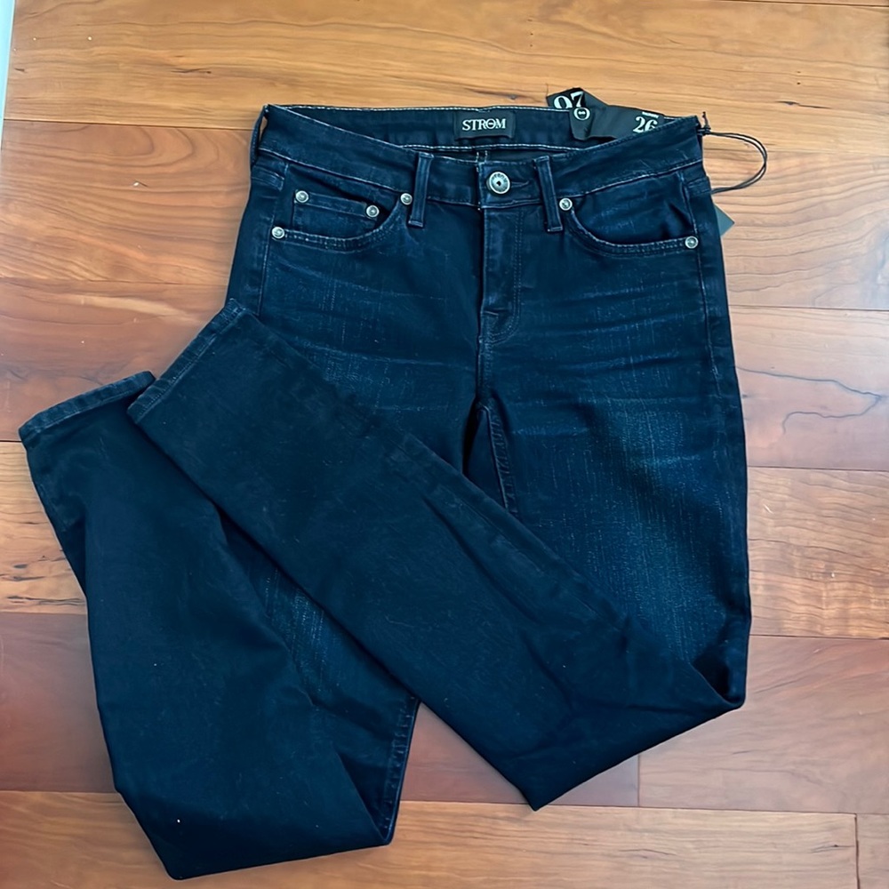 Strom Skinny NWT